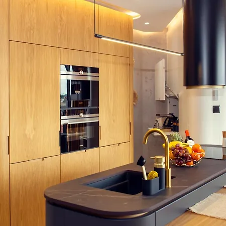 De Don Pedro アパート